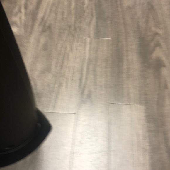 Meet your Posher, Carlos - Picture 1 of 1